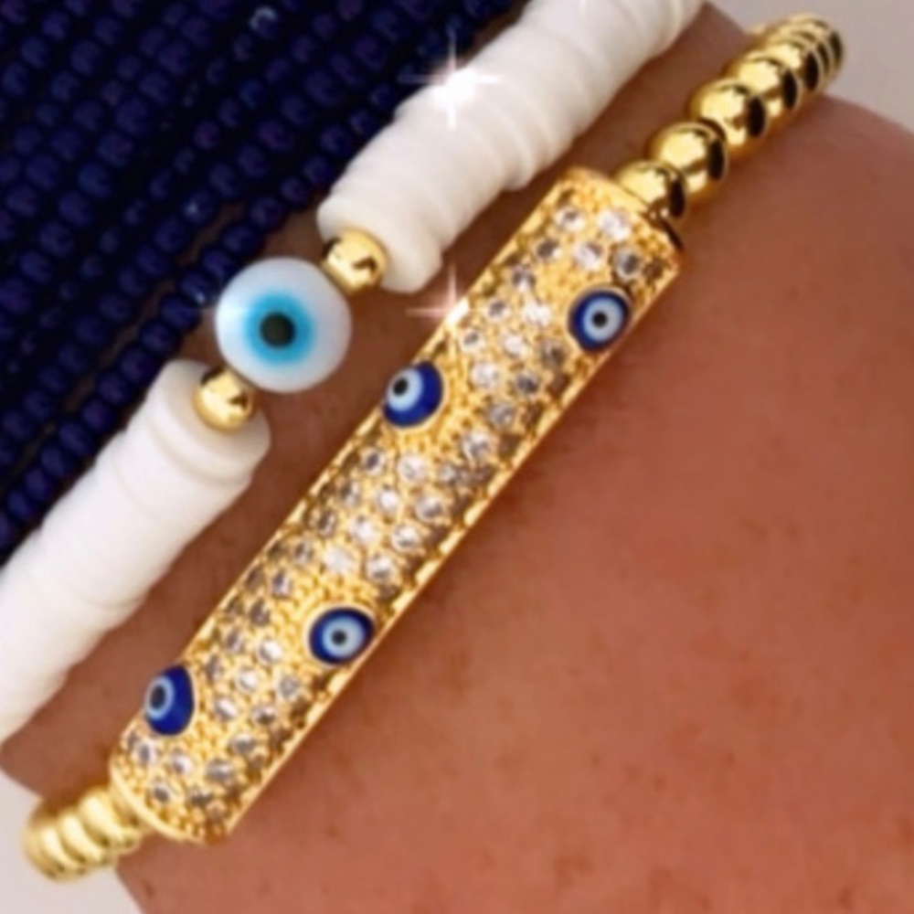 Women’s Fashion Bracelets - Picture 3 of 4
